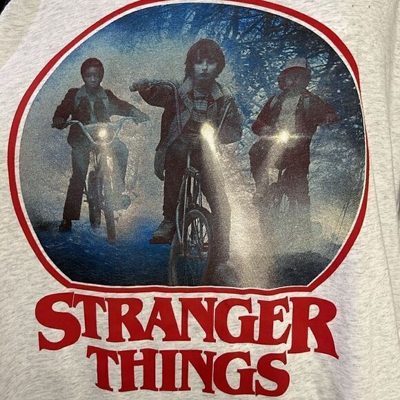 Stranger Things Heather Black/White Netflix Baseball 3/4 Sleeve T-Shirt- Large - Picture 3 of 8